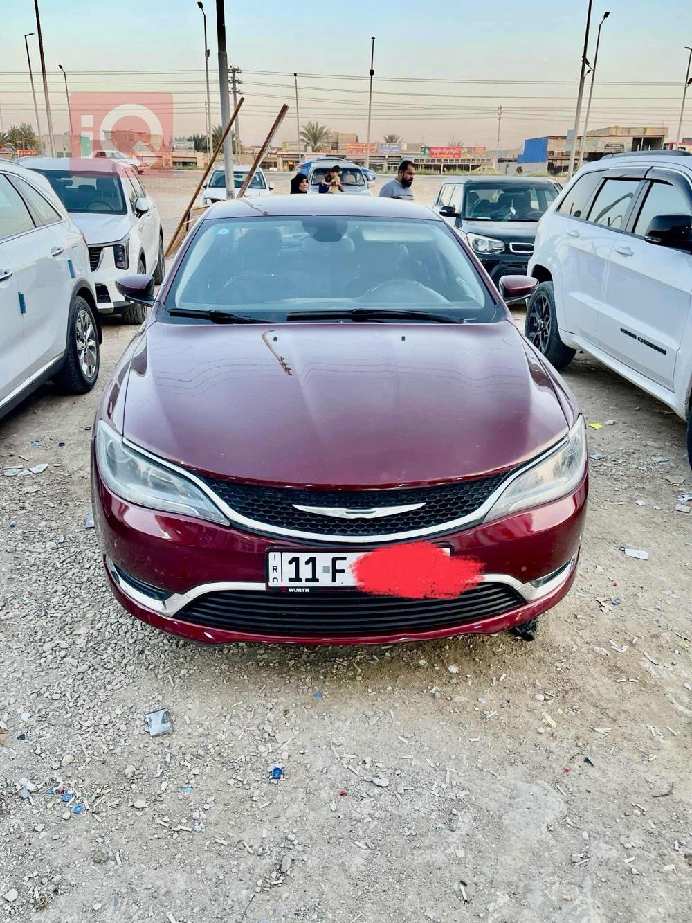 كرايسلر 200